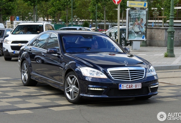 Mercedes-Benz S 63 AMG W221 2011