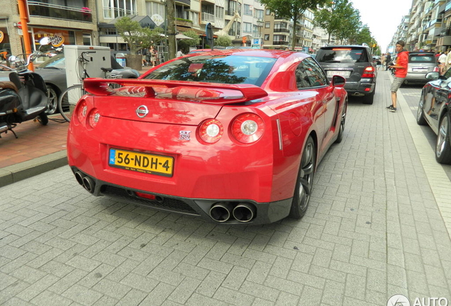 Nissan GT-R