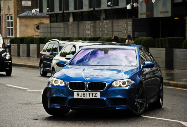 BMW M5 F10 2011