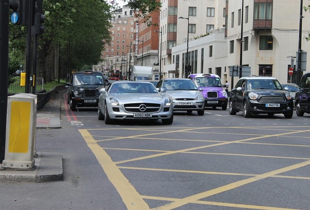 Mercedes-Benz SLS AMG