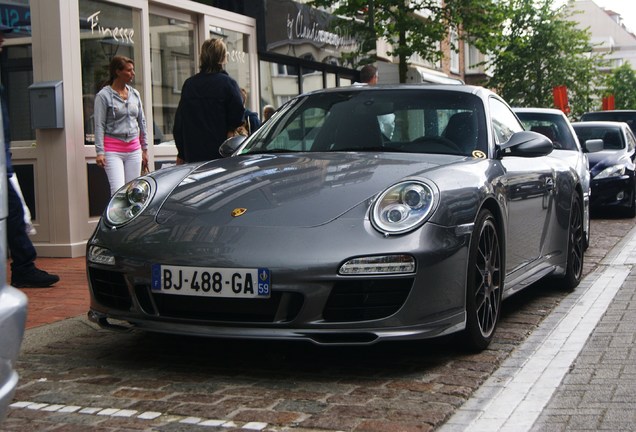 Porsche 997 Carrera GTS