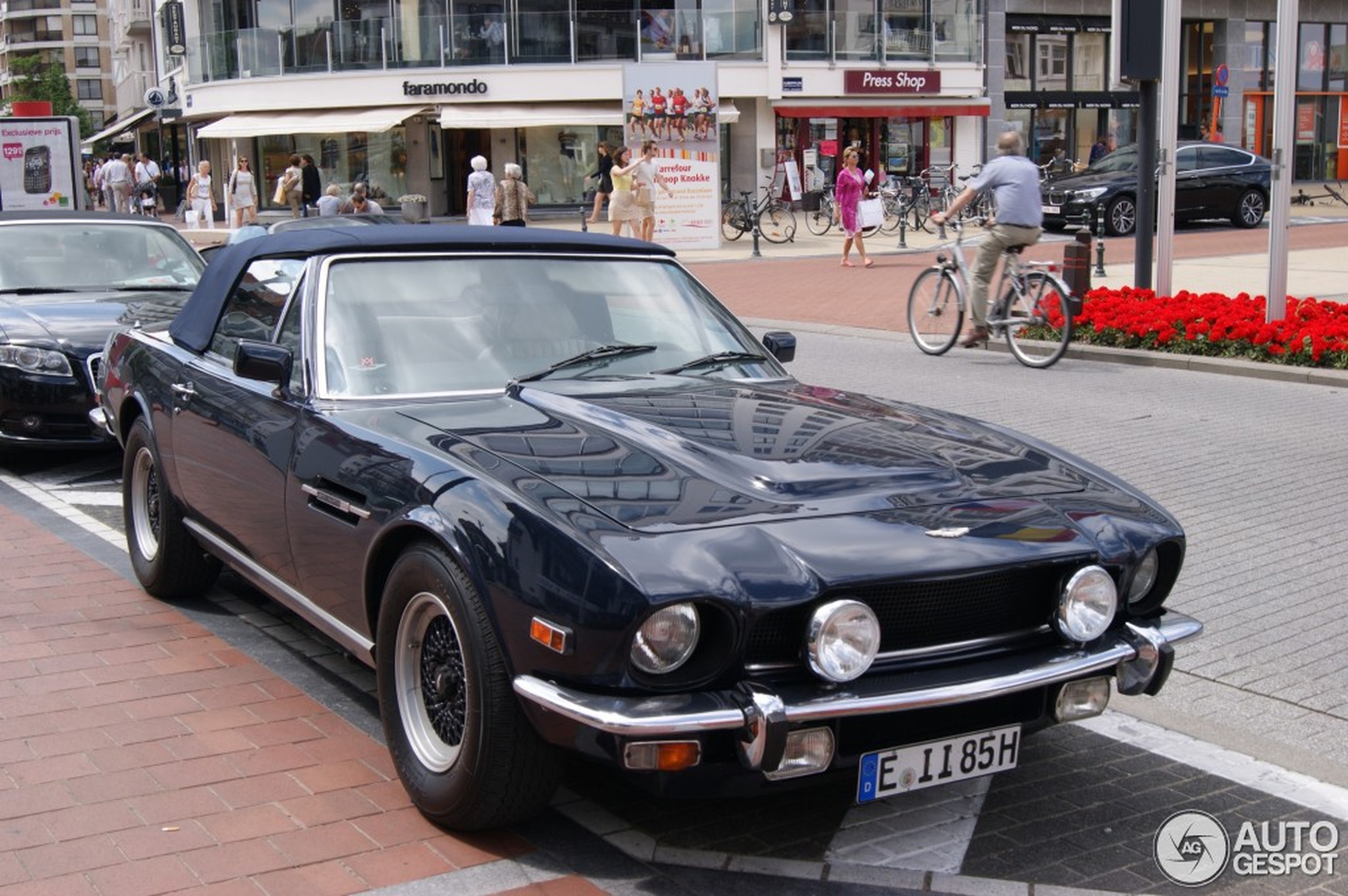 Aston Martin V8 Volante 1978-1990