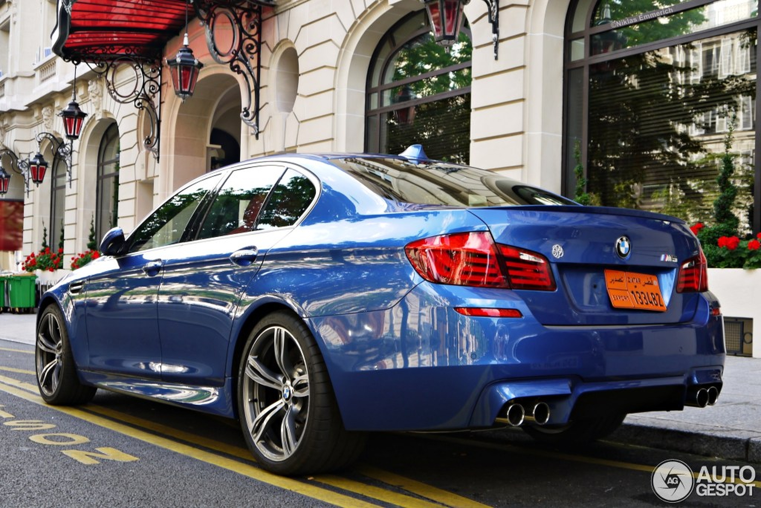 BMW M5 F10 2011