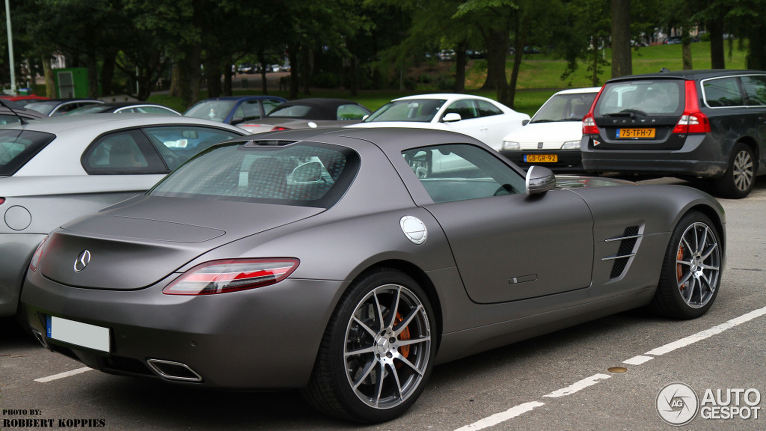 Mercedes-Benz SLS AMG