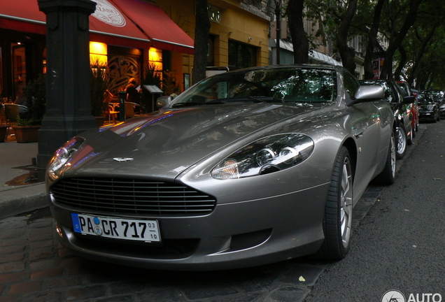 Aston Martin DB9