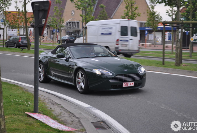 Aston Martin V8 Vantage Roadster