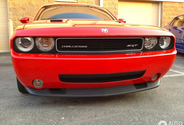 Dodge Challenger SRT-8