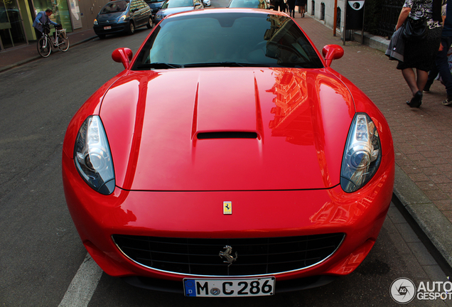 Ferrari California