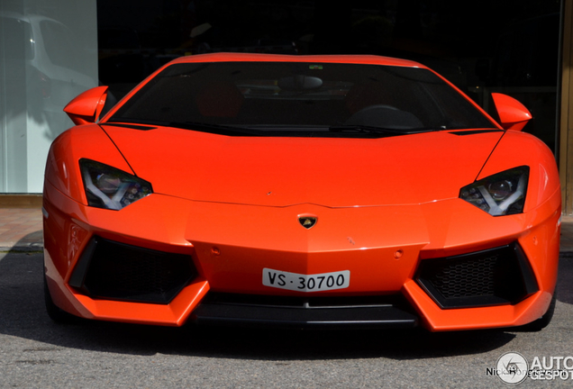 Lamborghini Aventador LP700-4