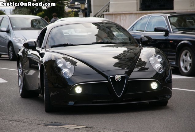 Alfa Romeo 8C Competizione