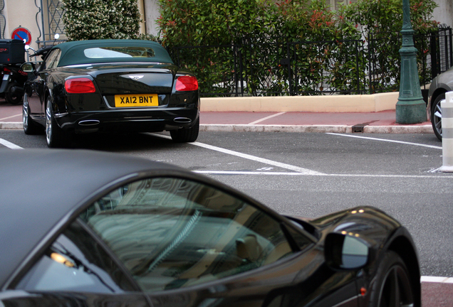 Bentley Continental GTC 2012