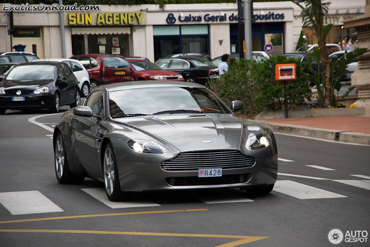 Aston Martin V8 Vantage