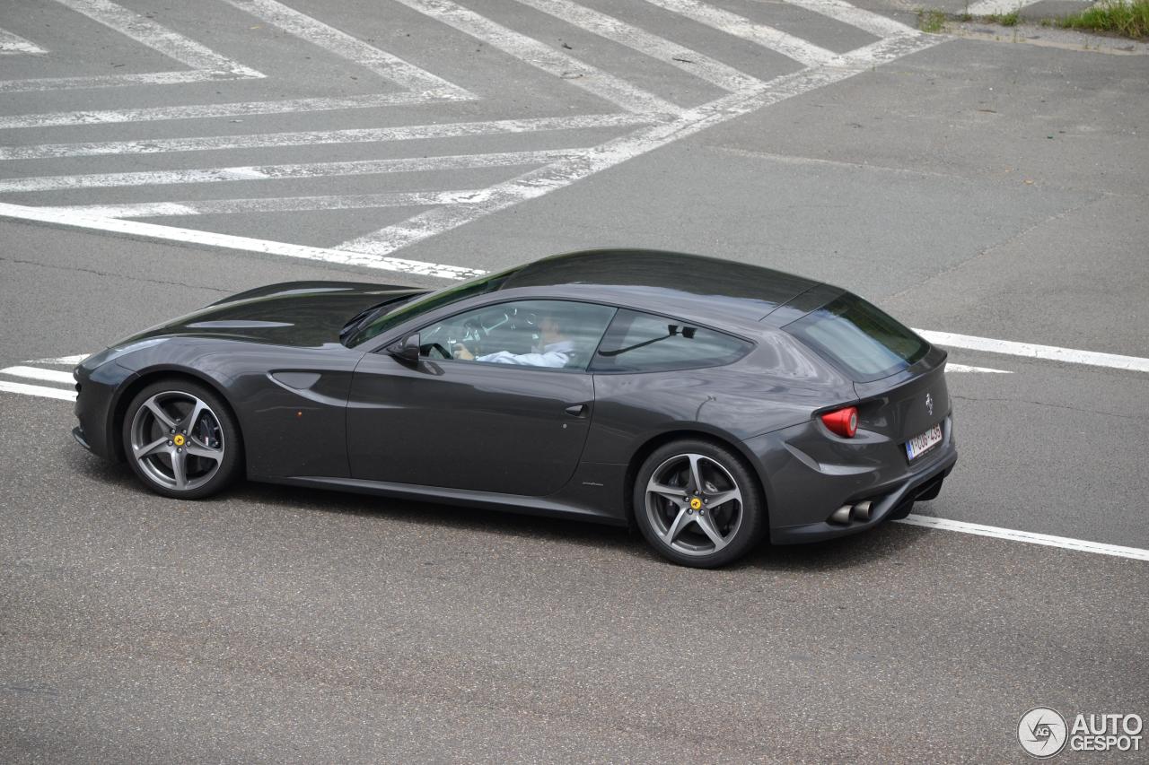 Ferrari FF