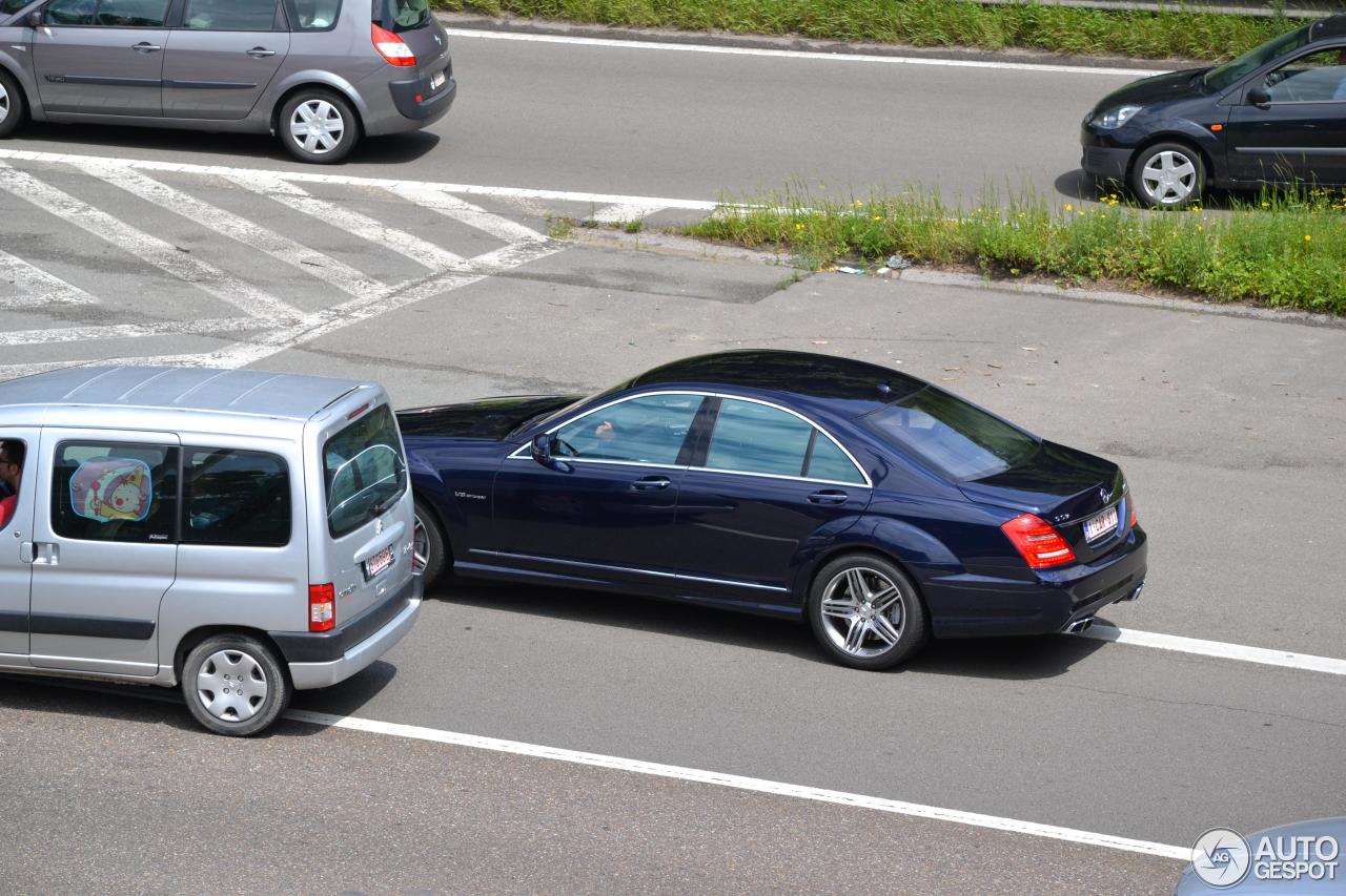 Mercedes-Benz S 63 AMG W221 2011