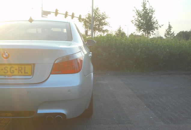 BMW M5 E60 2005