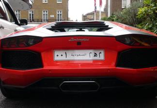 Lamborghini Aventador LP700-4