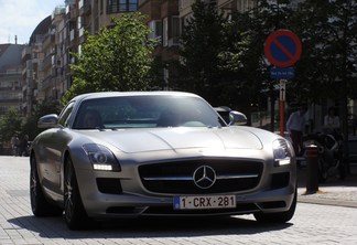 Mercedes-Benz SLS AMG