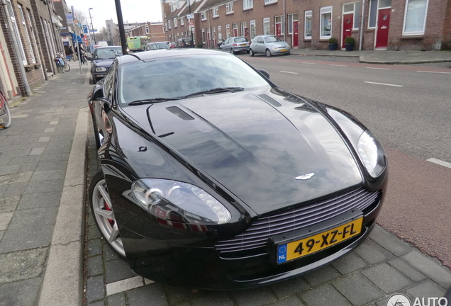 Aston Martin V8 Vantage