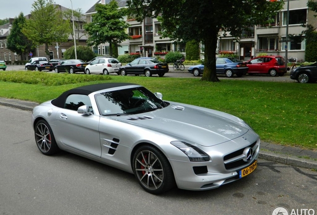 Mercedes-Benz SLS AMG Roadster