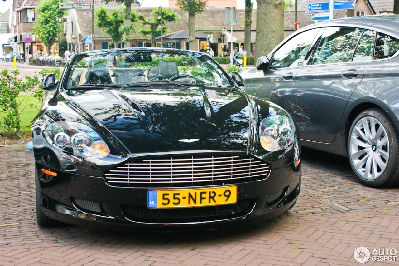 Aston Martin DB9 Volante