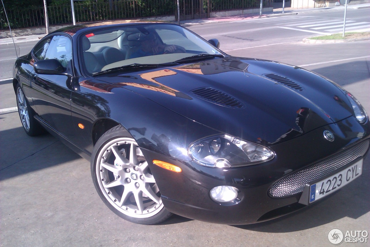 Jaguar XKR