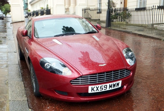 Aston Martin DB9