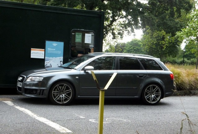 Audi RS4 Avant B7