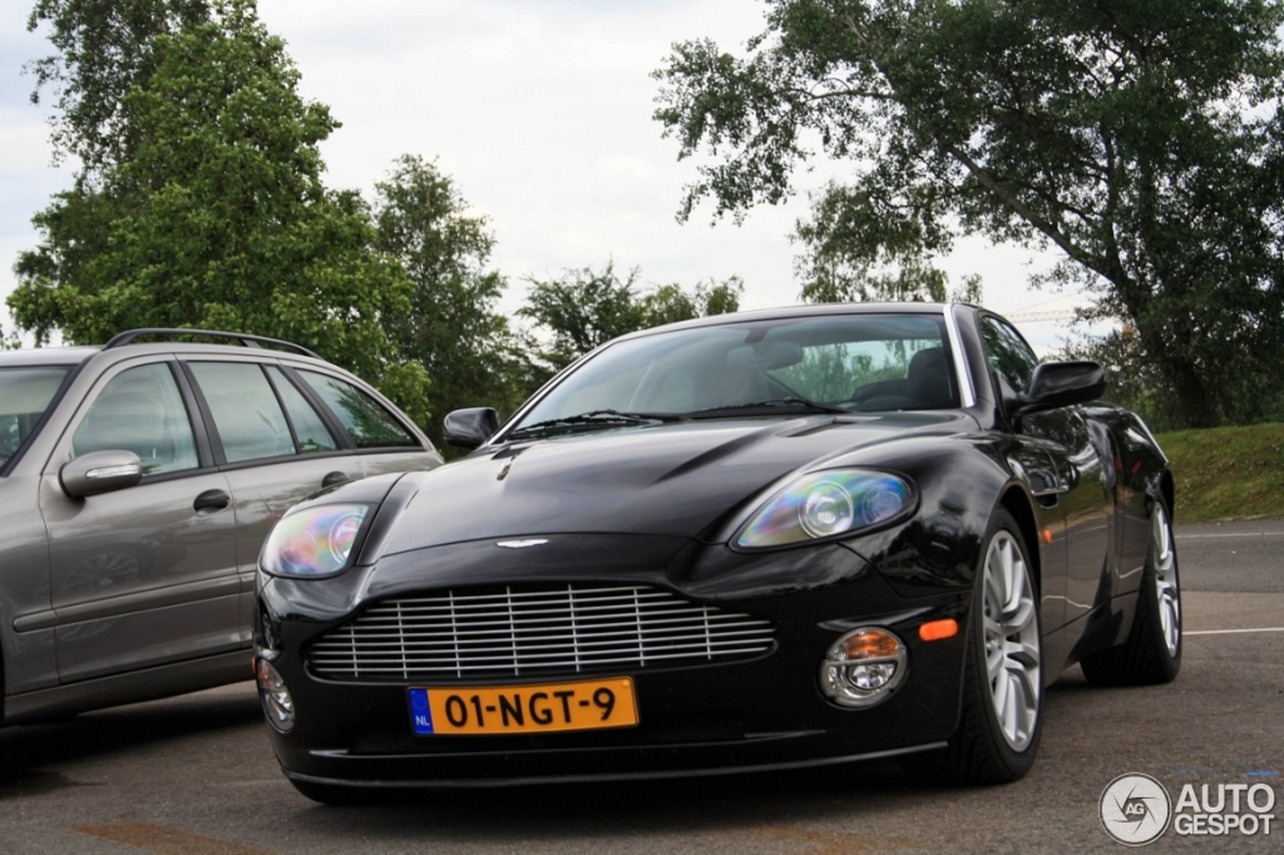 Aston Martin Vanquish