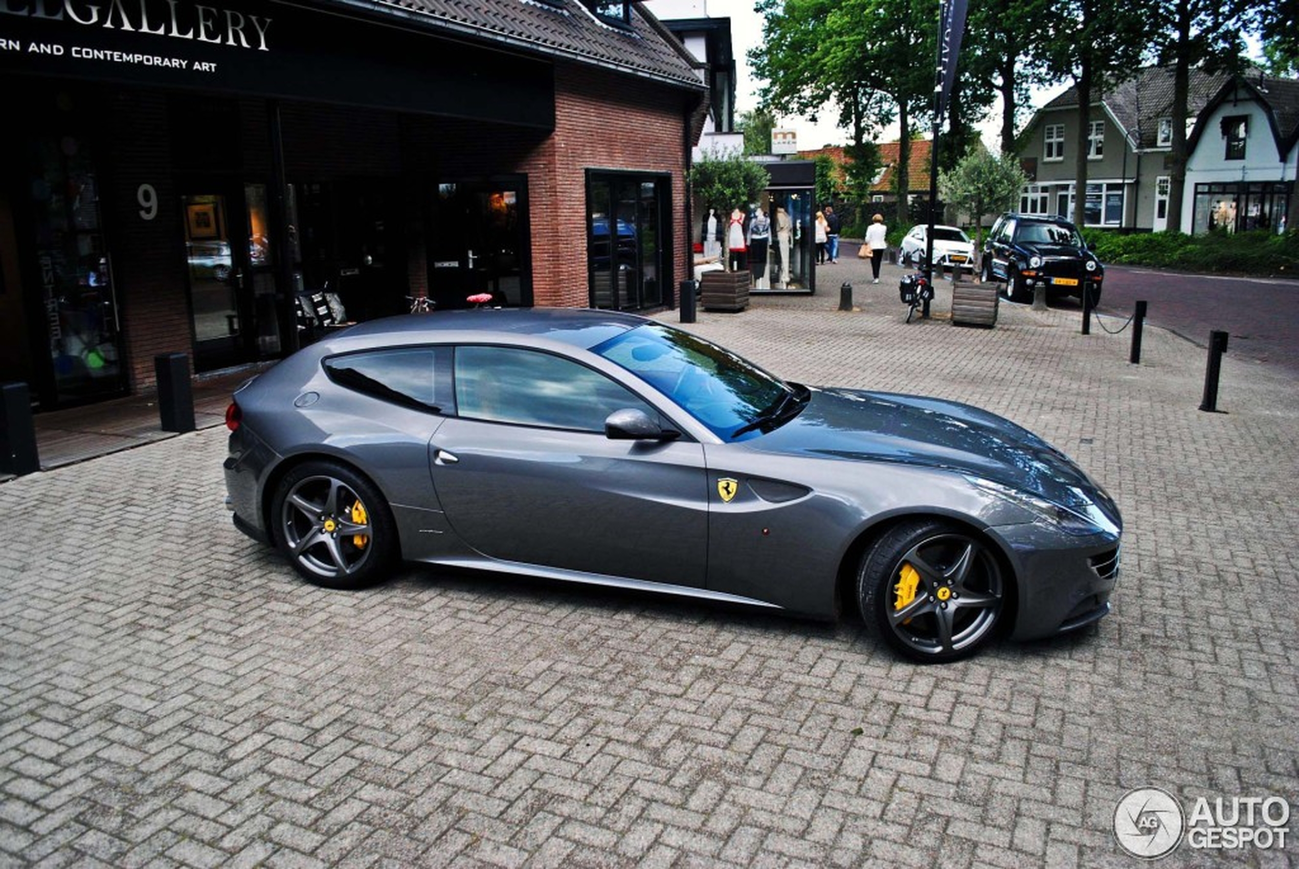 Ferrari FF