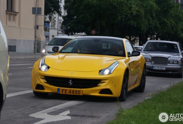 Ferrari FF