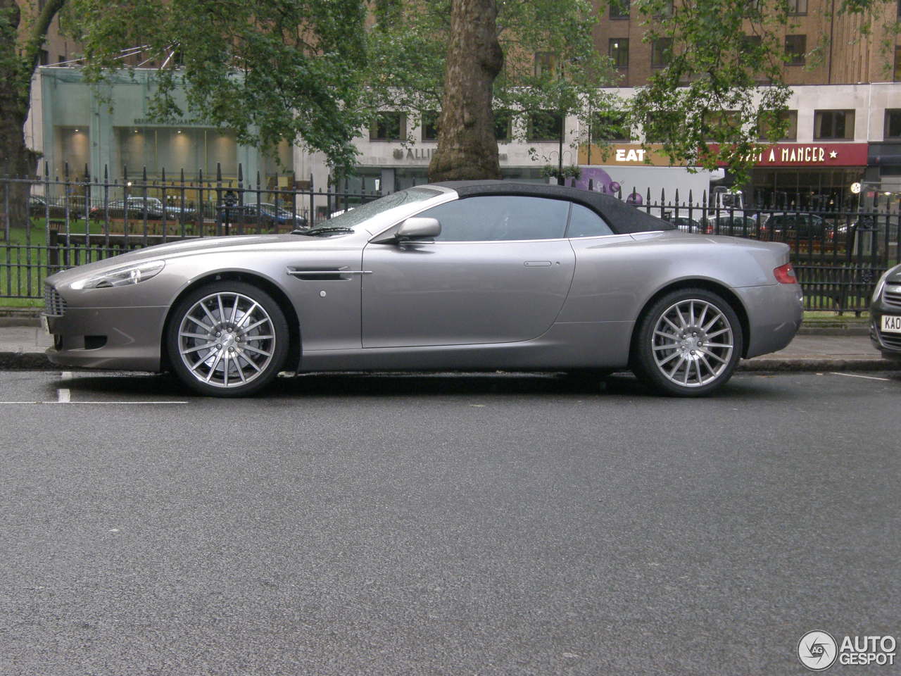 Aston Martin DB9 Volante