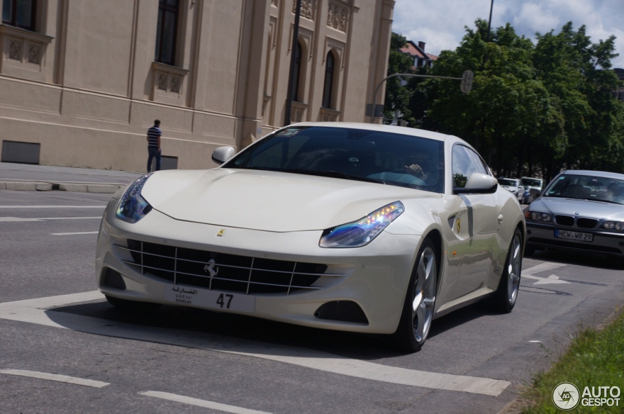 Ferrari FF