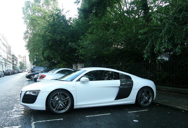 Audi R8 V10