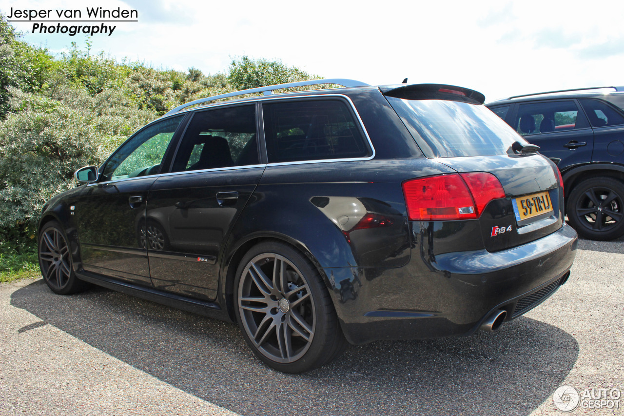 Audi RS4 Avant B7