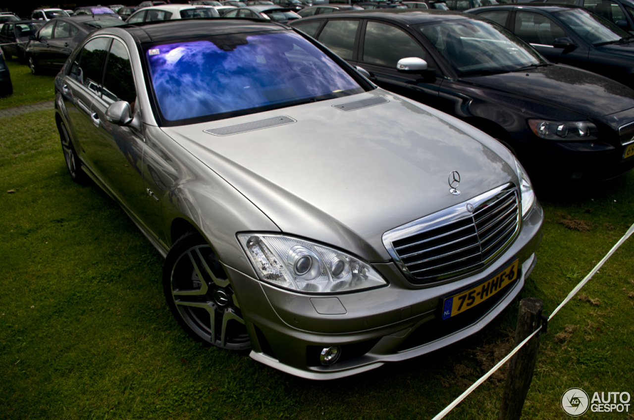 Mercedes-Benz S 63 AMG W221