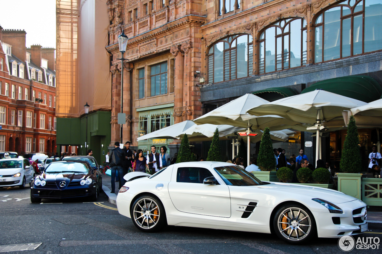 Mercedes-Benz SLS AMG