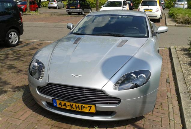 Aston Martin V8 Vantage