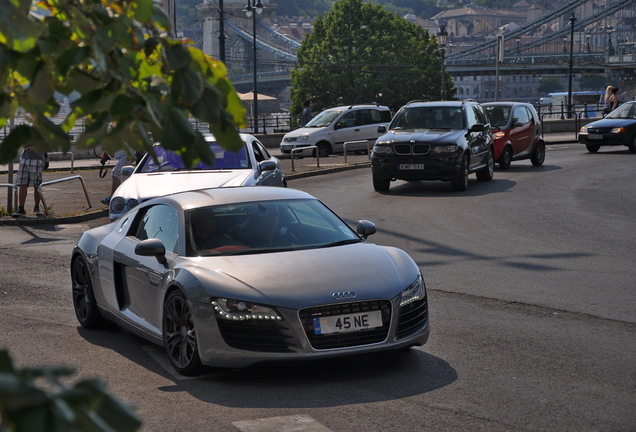 Audi R8