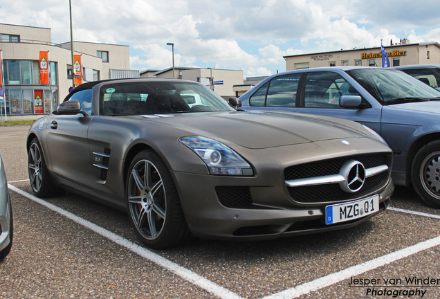 Mercedes-Benz SLS AMG Roadster