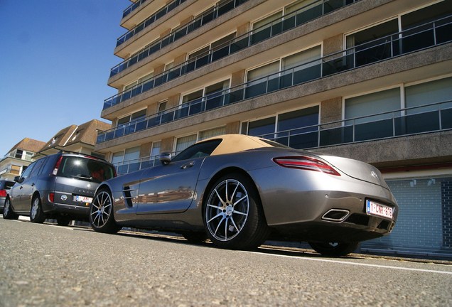 Mercedes-Benz SLS AMG Roadster