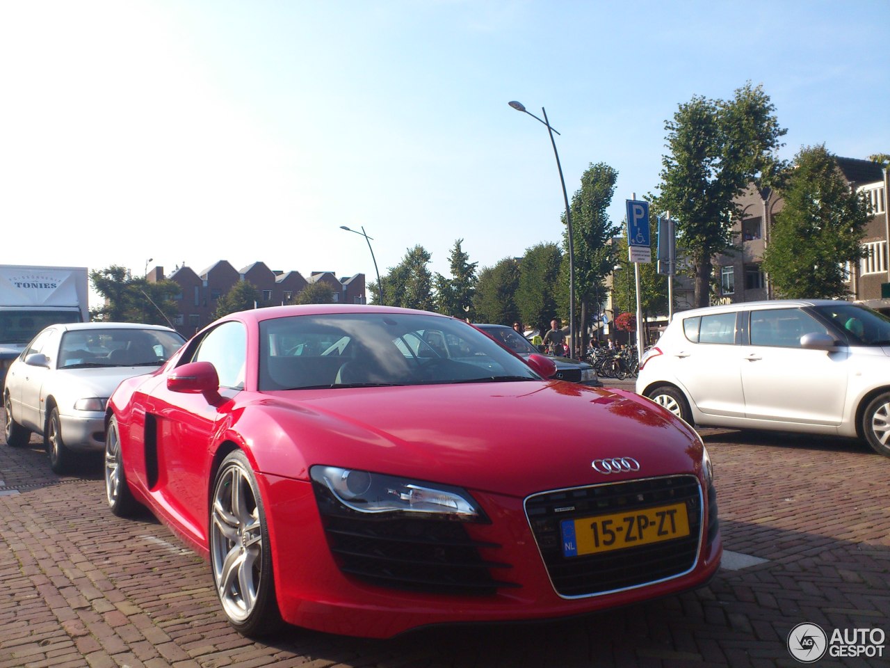 Audi R8