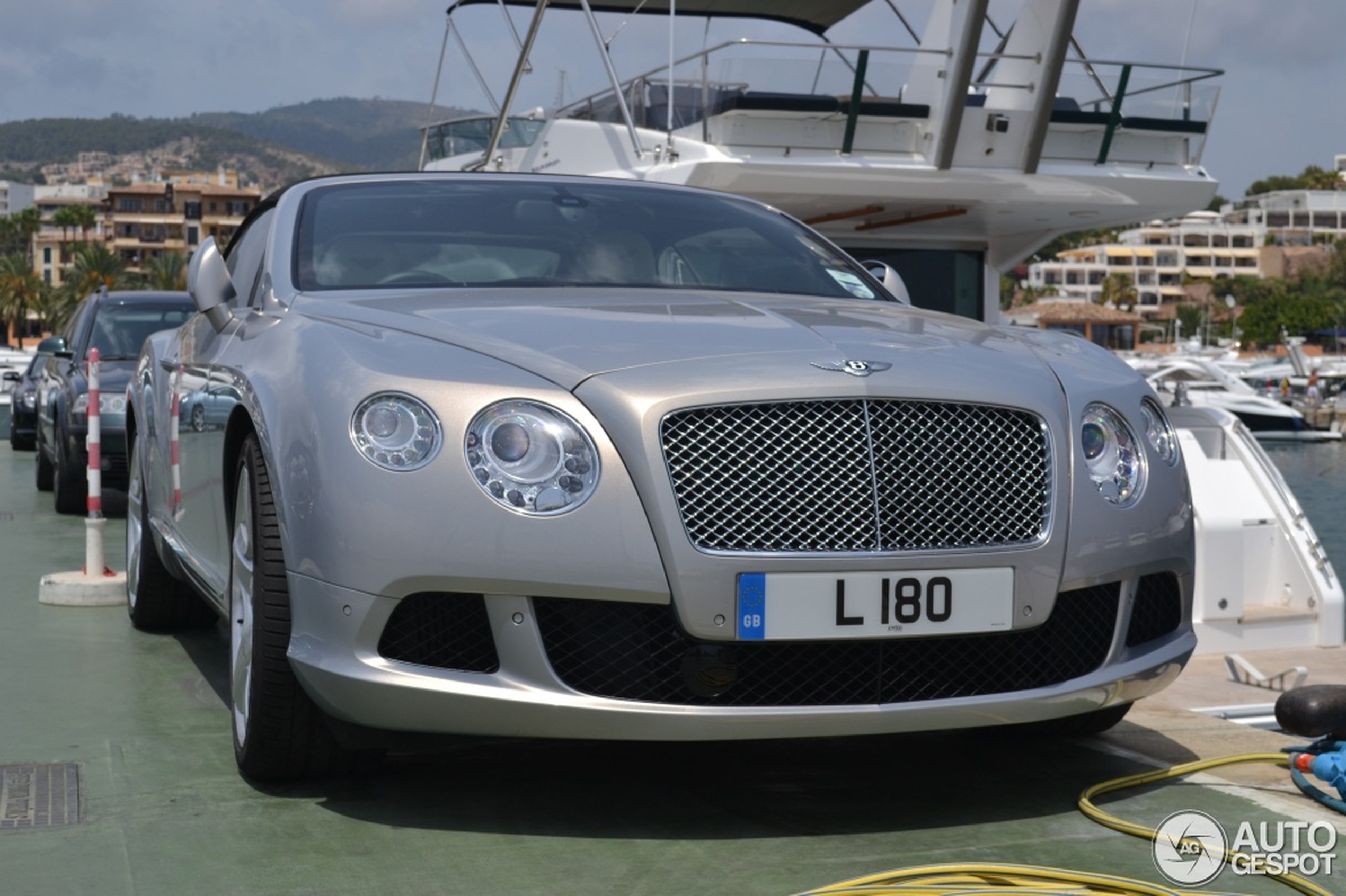 Bentley Continental GTC 2012