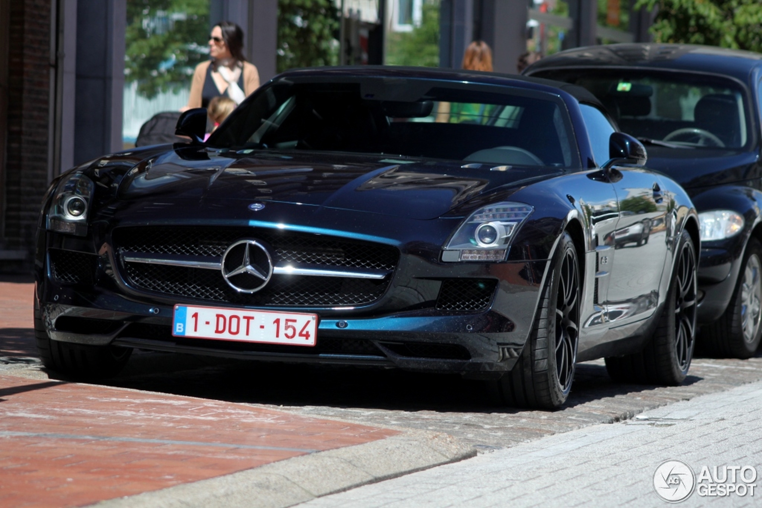 Mercedes-Benz SLS AMG Roadster