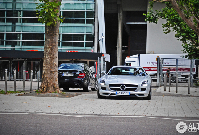 Mercedes-Benz SLS AMG