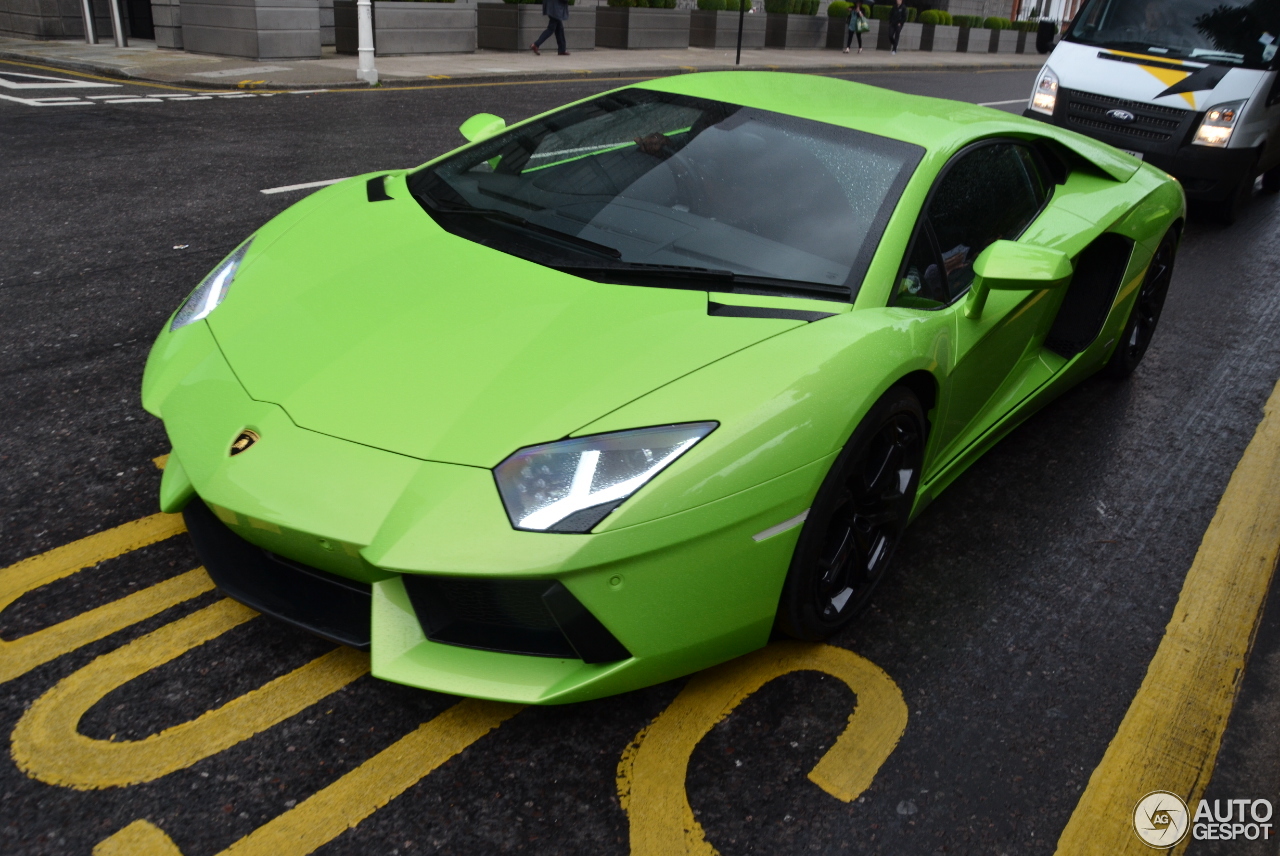 Lamborghini Aventador LP700-4