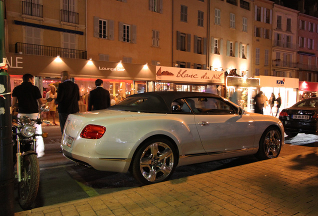 Bentley Continental GTC 2012