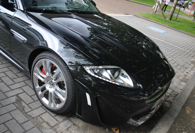 Jaguar XKR-S 2012