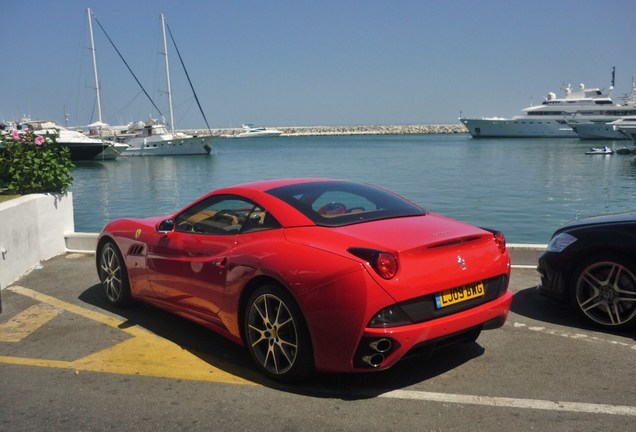 Ferrari California