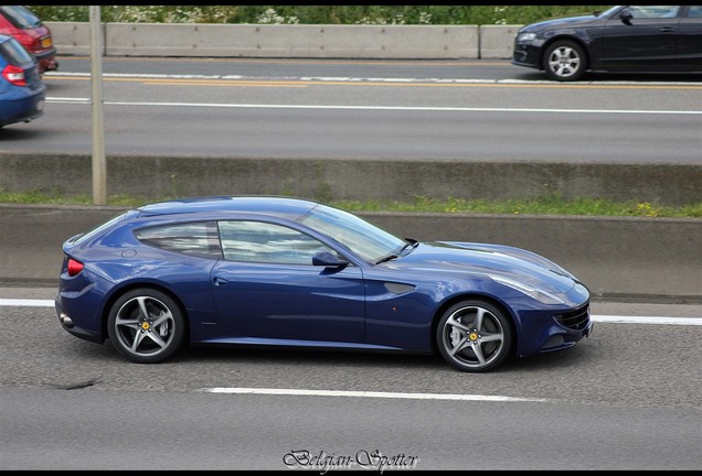 Ferrari FF