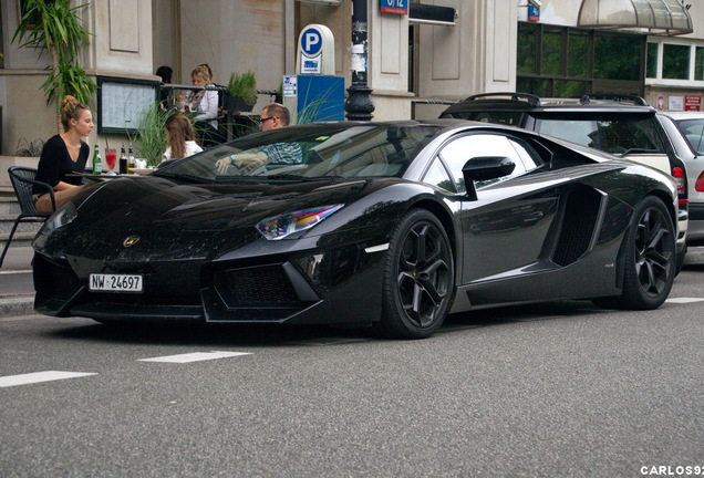 Lamborghini Aventador LP700-4